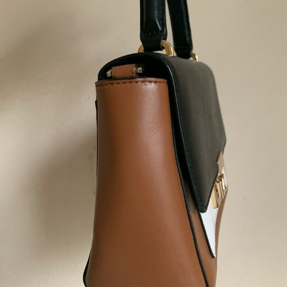 Michael Kors rare Mindy bag small (not the mini version) - Picture 3 of 10